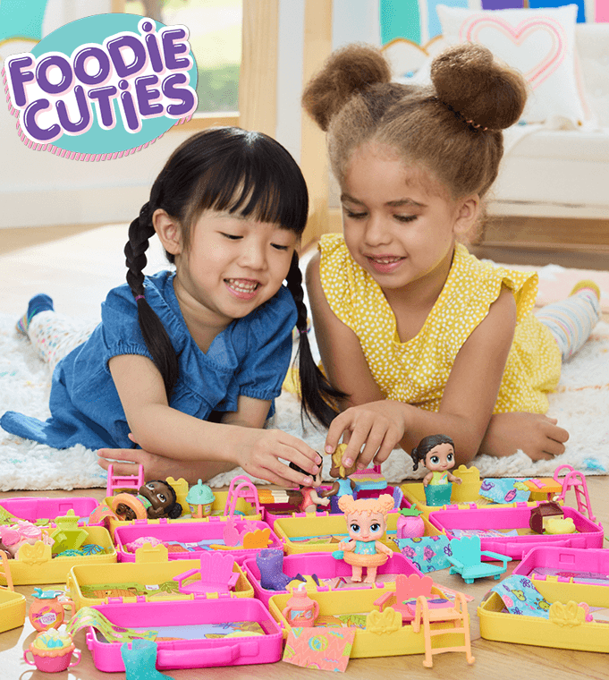 Baby Alive Foodie Cuties lunchbox-style case banner