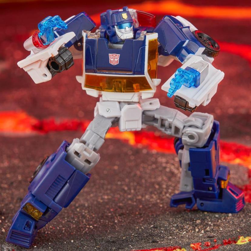 Transformers Legacy United Deluxe Rescue Bots Universe Autobot Chase 5.5” Action Figure, 8+ product image 1