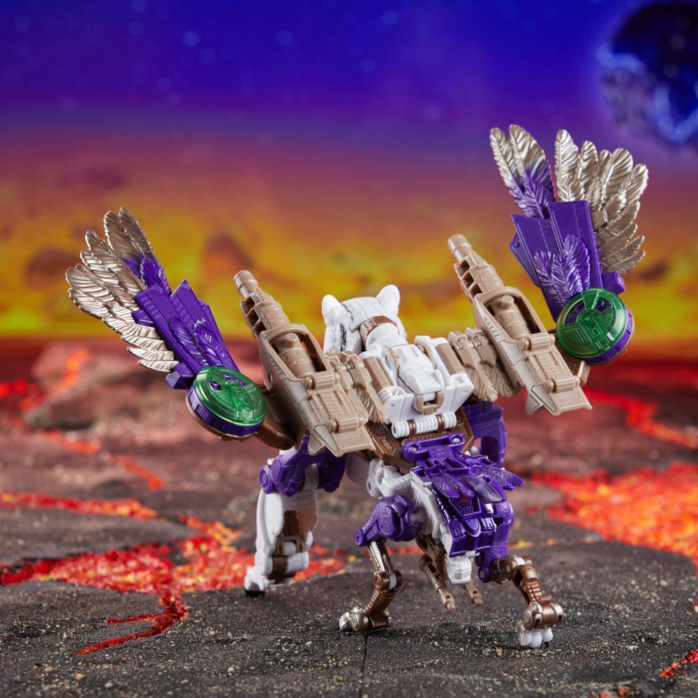 Transformers Legacy United Leader Beast Wars Universe Tigerhawk 7.5” Action Figure, 8+ product thumbnail 1