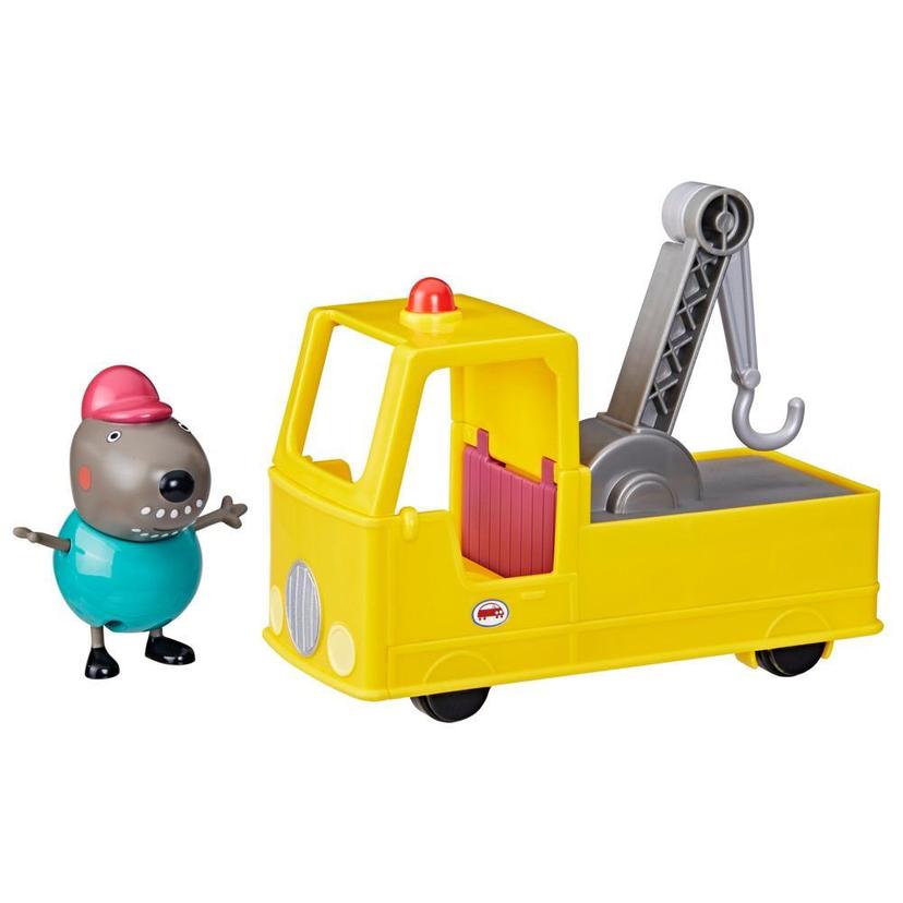 Peppa Pig Toys Granddad Dog's Tow Truck Set with Figure, Preschool Toys for Ages 3+ product image 1