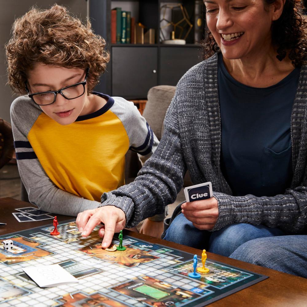 Cluedo Brettspiel für Kinder ab 8 Jahren, neu gestaltetes Cluedo für 2–6 Spieler, Detektivspiel, Familienspiel für Kinder und Erwachsene product thumbnail 1