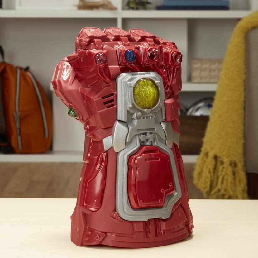 Marvel Avengers: Endgame roter, elektronischer Infinity Handschuh product image 1