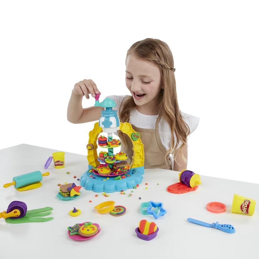Play-Doh Kitchen Creations Sprinkle Μπισκότο Έκπληξη Παιχνίδι Φαγητού Σετ με 5 Μη Τοξικά Play-Doh Χρώματα product image 1