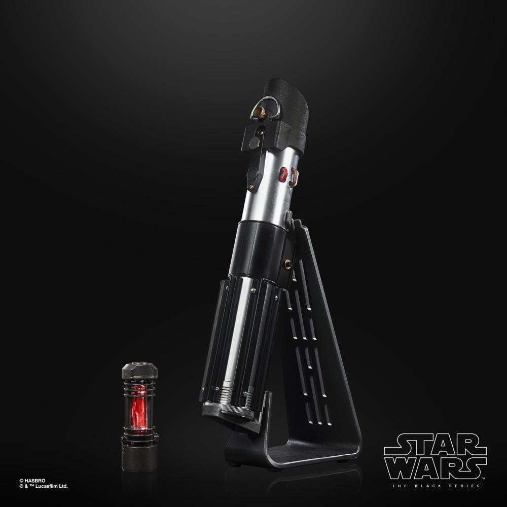Star Wars The Black Series Darth Vader Force FX Elite Lightsaber Collectible with Advanced LED and Sound Effects product thumbnail 1