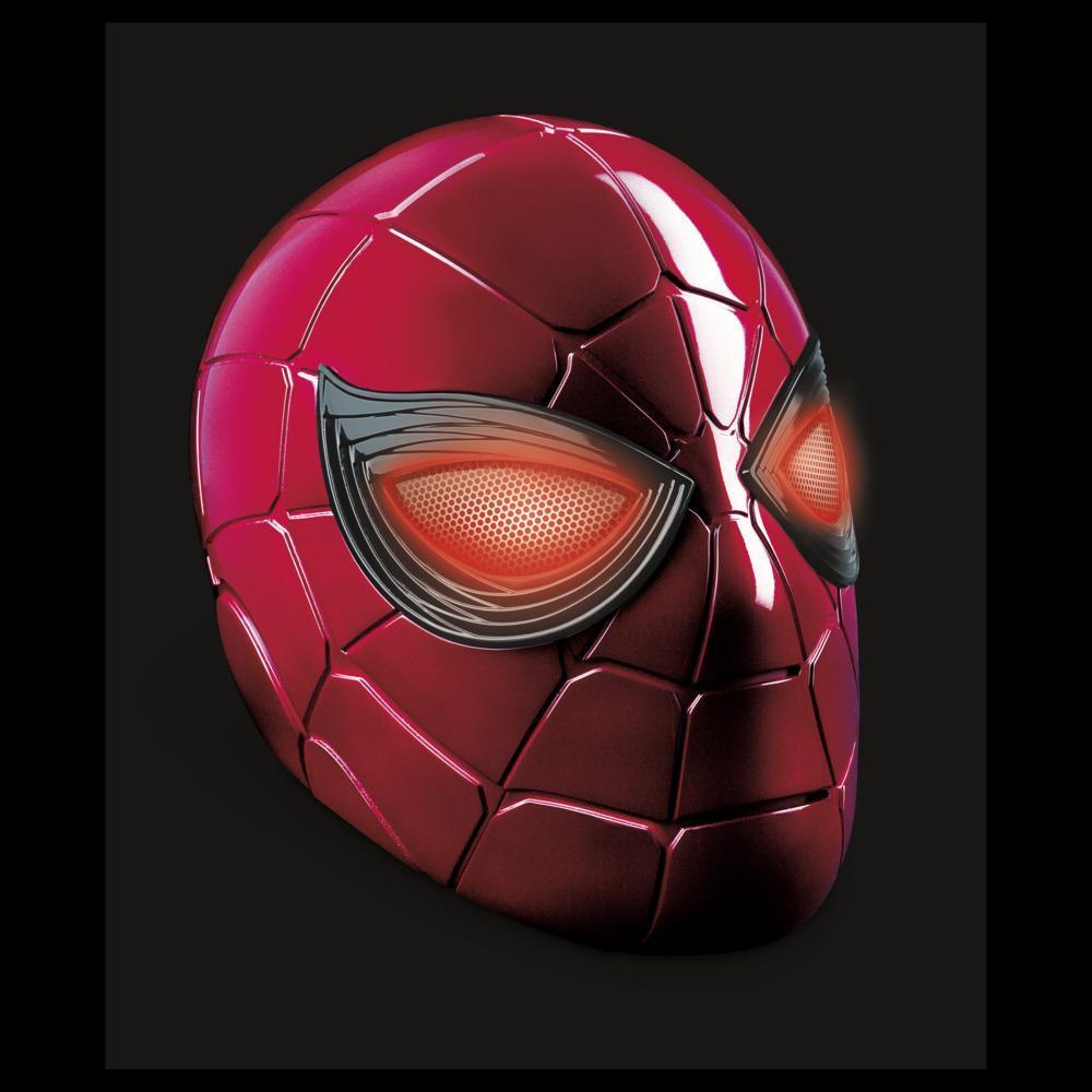 Casco electrónico de Iron Spider de Marvel Legends Series product thumbnail 1