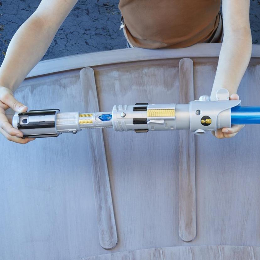 Star Wars Lightsaber Forge Luke Skywalker - Sable de luz electrónico extensible product image 1