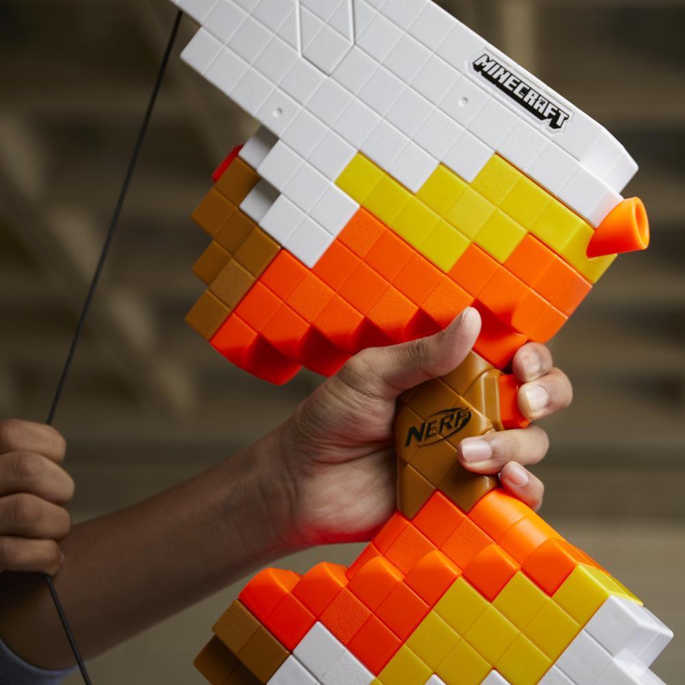 NERF MINECRAFT SABREWING product thumbnail 1