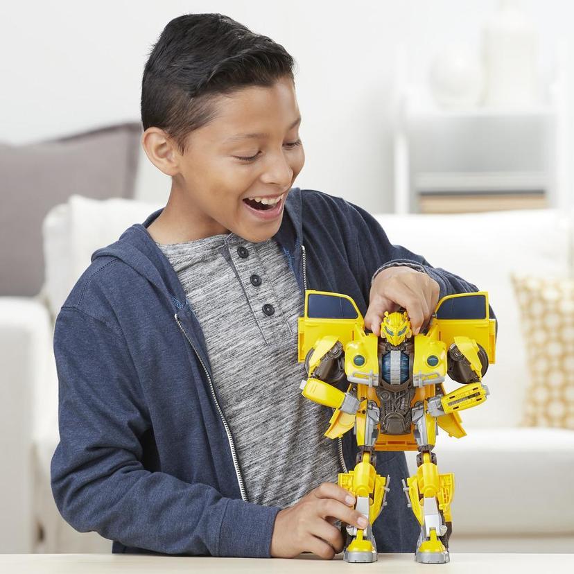 Brinquedos do filme Transformers: Bumblebee, Figura de Bumblebee Energizado, Propulsor giratório, Luzes e Sons, Brinquedo de 27 cm para Crianças acima de 6 Anos product image 1