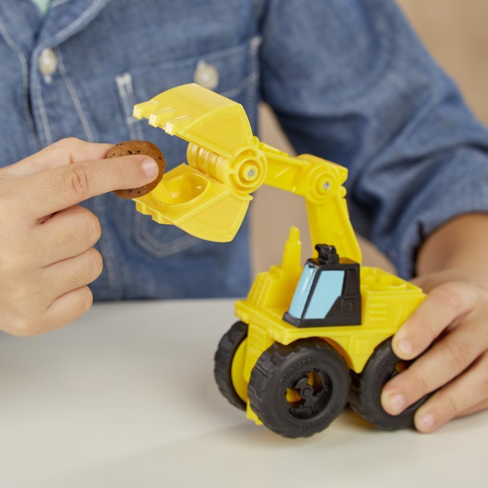 Play-Doh Wheels Excavator and Loader Toy Construction Trucks with Non-Toxic Play-Doh Sand Buildin' Compound Plus 2 Additional Colors product thumbnail 1